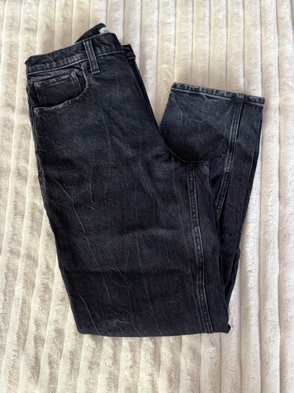 Abercrombie & Fitch Black High Rise Mom Jeans 29|8L